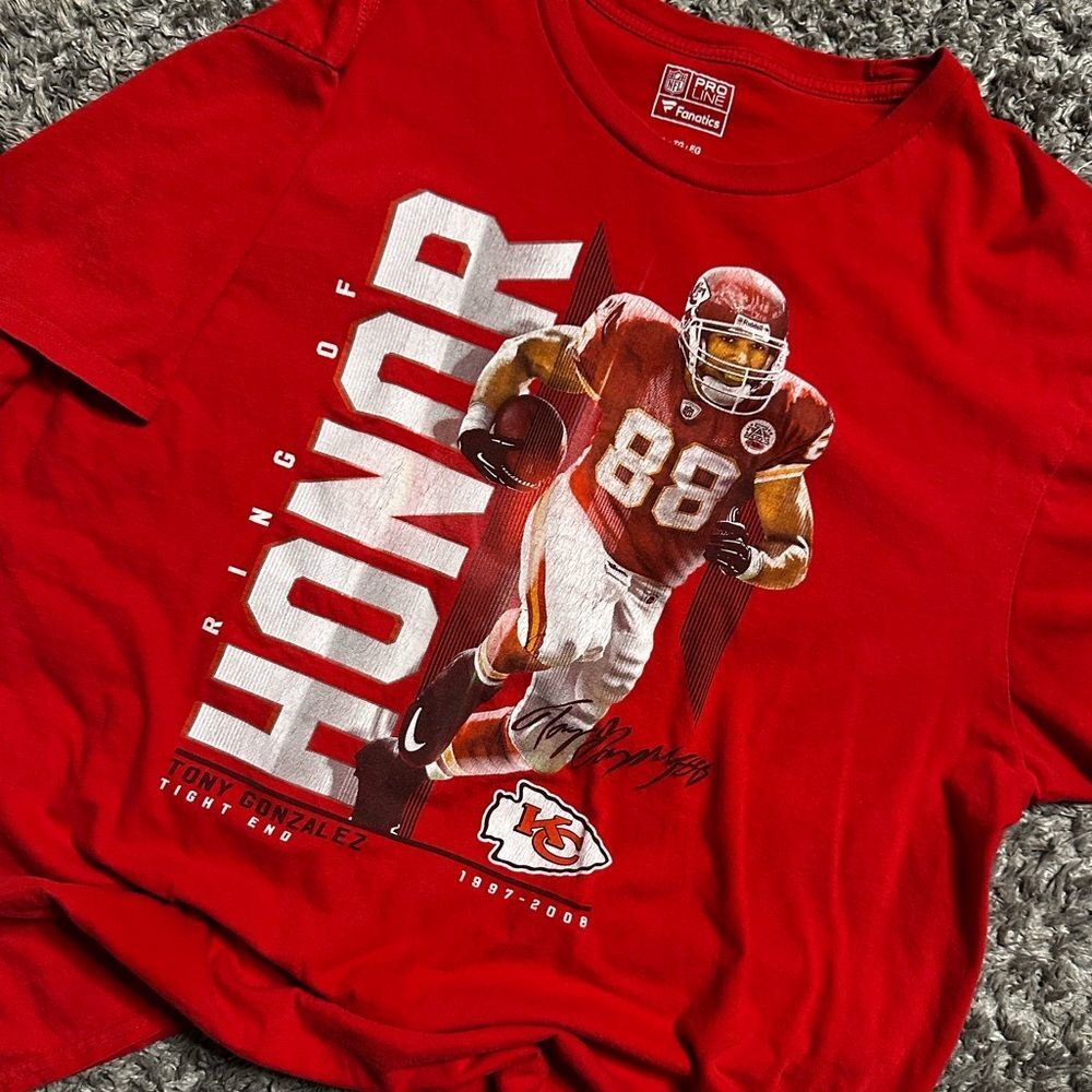 Tony Gonzalez Graphic Shirt